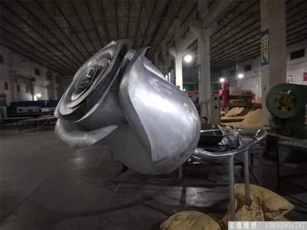 公園不銹鋼玫瑰花雕塑 廠家來(lái)圖定制